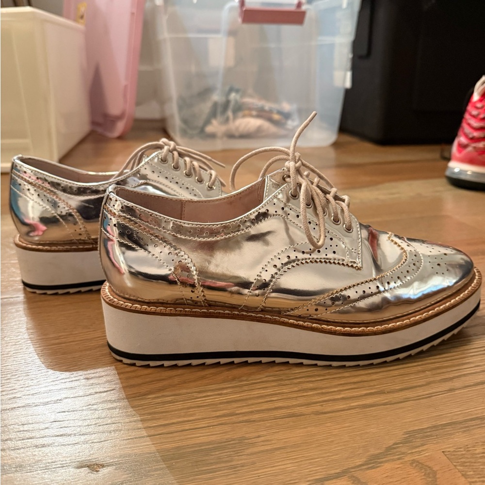 Women’s Silver Brogue Shoes - Picture 2 of 4